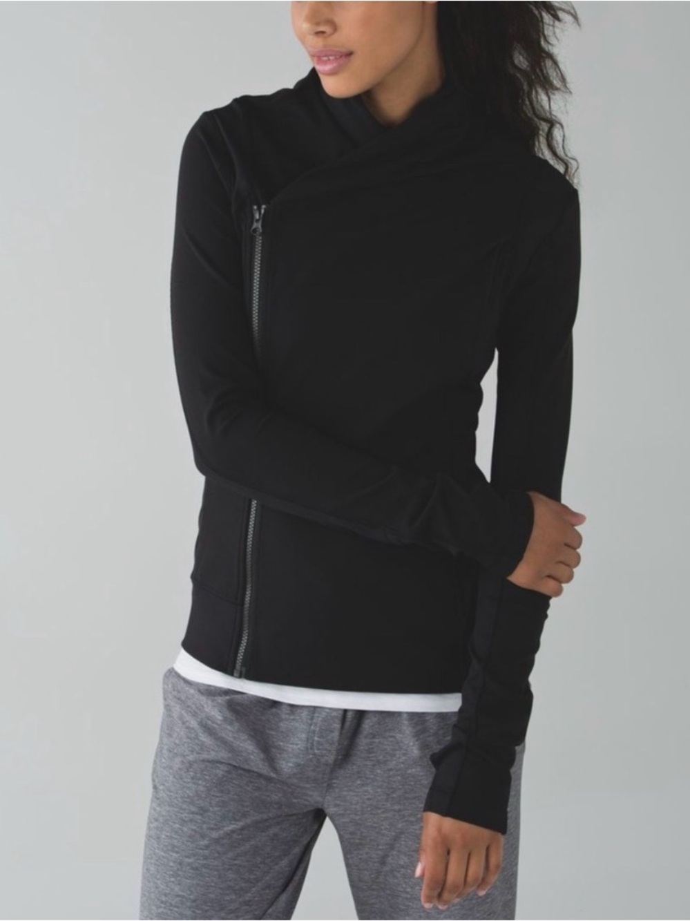 Lululemon bhakti jacket black size 6